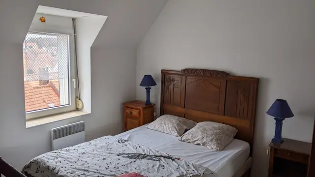 Chambre avec lit double